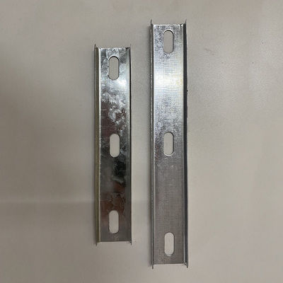 chất lượng  Smooth Surface Cable Tray Fittings Bridge Cross Arm 1.5mm Thickness nhà máy sản xuất